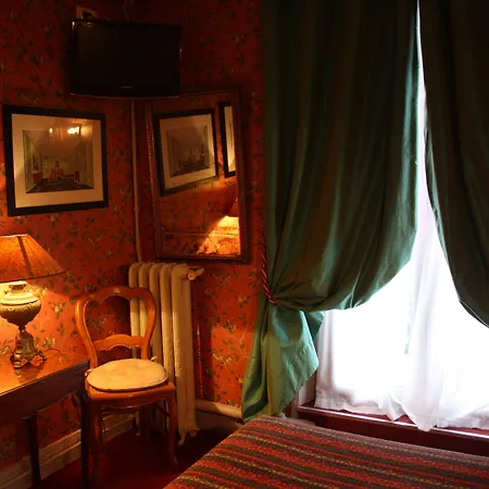 Hotel De Parigi